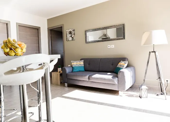 Du Macchione By Location-tourisme-corse Vila